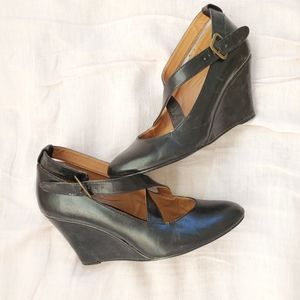Urban Outfitters classic shoes
